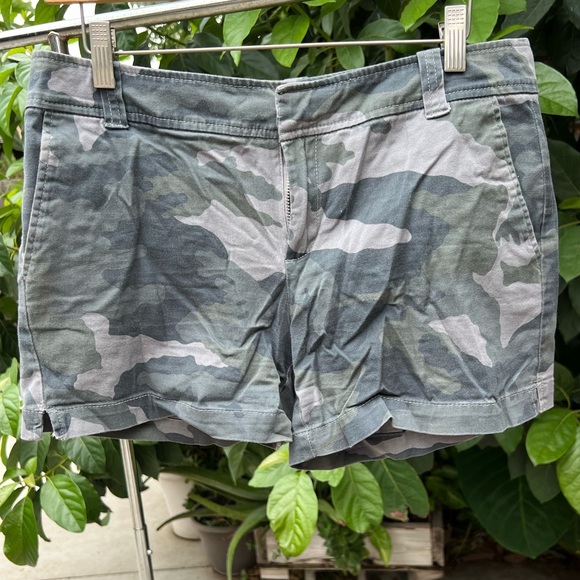 Soho Pants - Soho new york & company jeans army print shorts